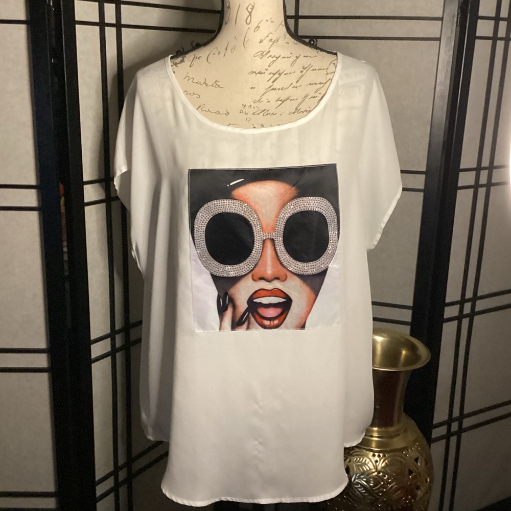 2X GRAPHIC SEE THROUGH BLOUSE WITH RHINESTONE ACCENT